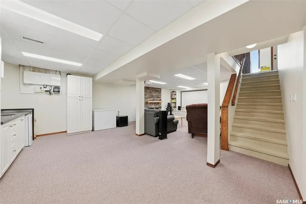 610 Bronson Crescent Saskatoon SK S7J 5E5