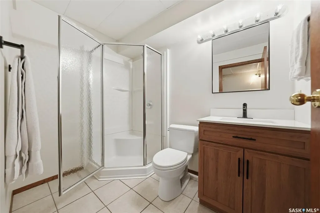 610 Bronson Crescent Saskatoon SK S7J 5E5
