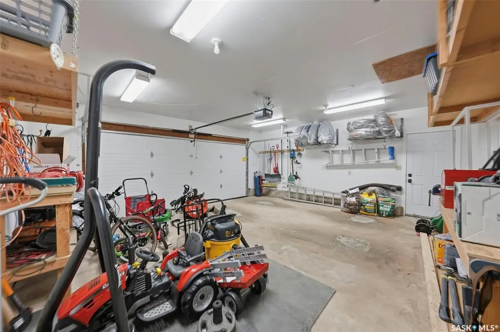 610 Bronson Crescent Saskatoon SK S7J 5E5