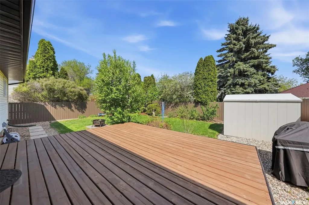 610 Bronson Crescent Saskatoon SK S7J 5E5