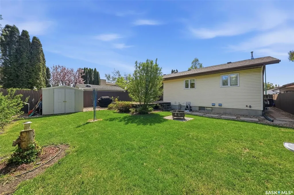 610 Bronson Crescent Saskatoon SK S7J 5E5