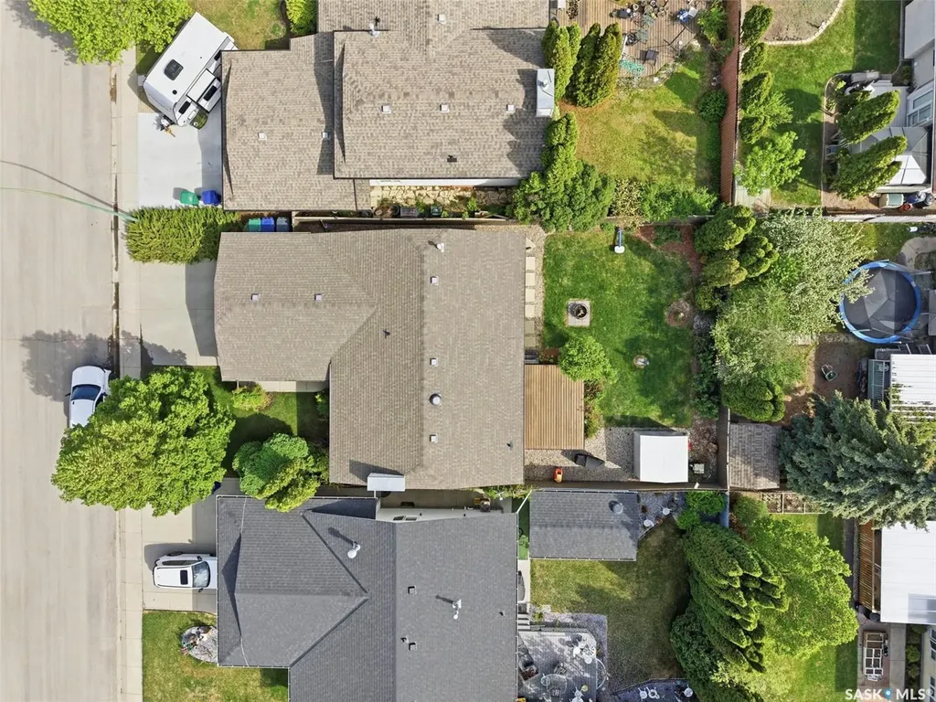 610 Bronson Crescent Saskatoon SK S7J 5E5