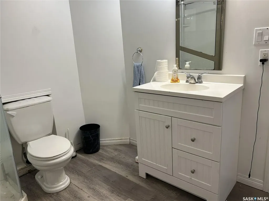 625 4th Street Estevan SK S4A 0V4