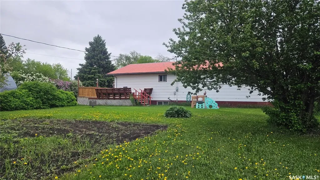 12 3rd Avenue Weldon SK S0K 3J0