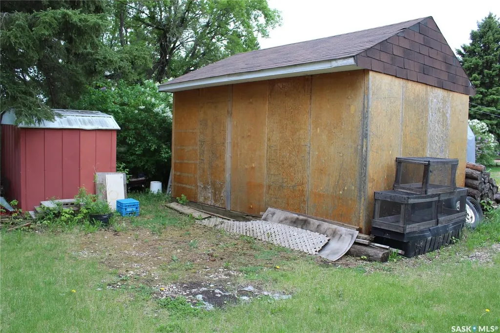 12 3rd Avenue Weldon SK S0K 3J0