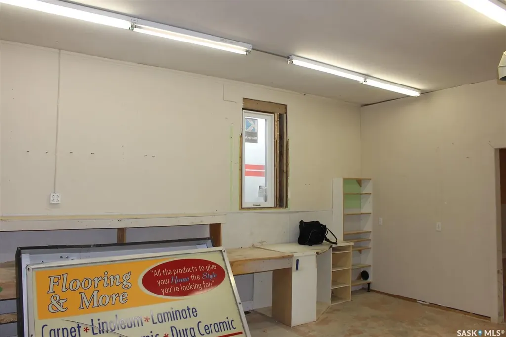 101 5th Street E Gravelbourg SK S0H 1X0