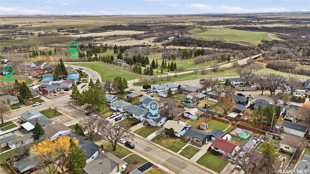 737 Vaughan Street Moose Jaw SK S6H 5N4