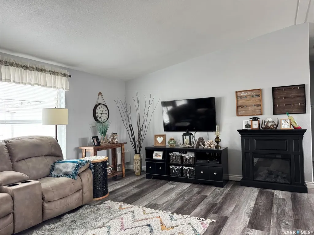 301 Tesky Crescent Wynyard SK S0A 4T0