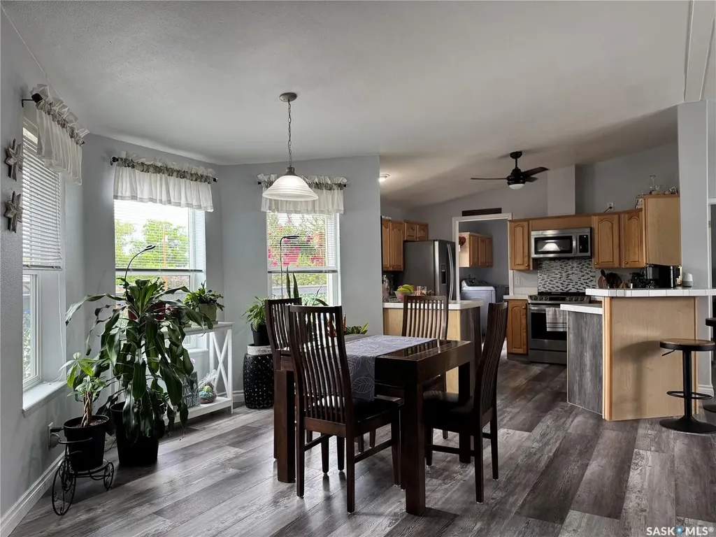301 Tesky Crescent Wynyard SK S0A 4T0