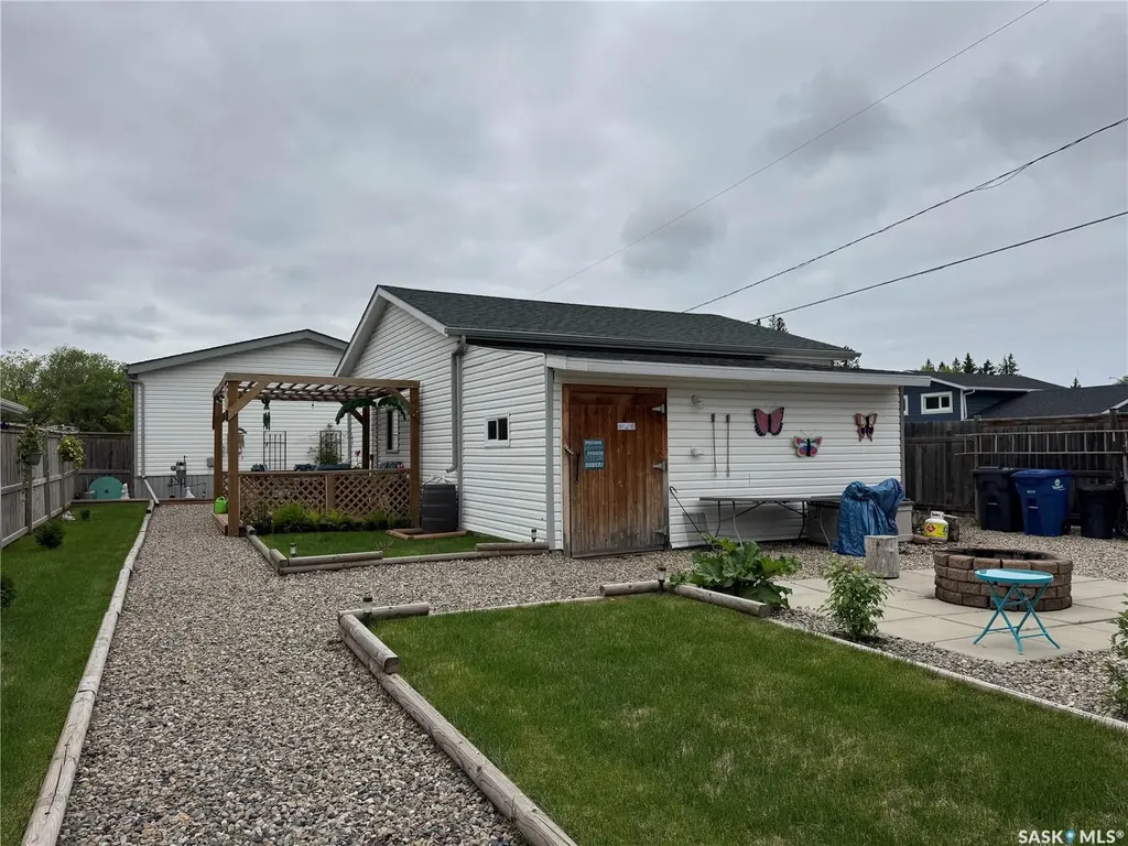 301 Tesky Crescent Wynyard SK S0A 4T0