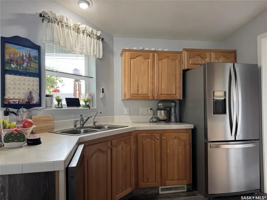301 Tesky Crescent Wynyard SK S0A 4T0