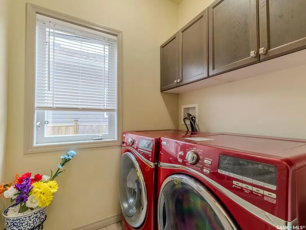 274 Ashworth Crescent Saskatoon SK S7T 0P1