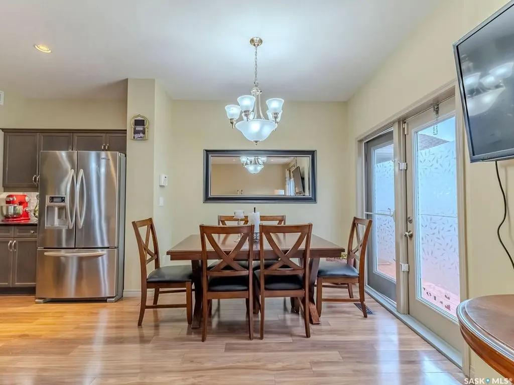 274 Ashworth Crescent Saskatoon SK S7T 0P1