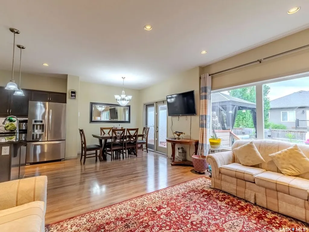 274 Ashworth Crescent Saskatoon SK S7T 0P1