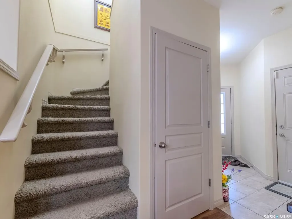 274 Ashworth Crescent Saskatoon SK S7T 0P1