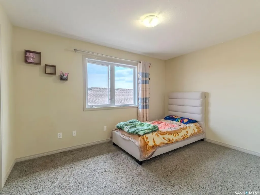 274 Ashworth Crescent Saskatoon SK S7T 0P1