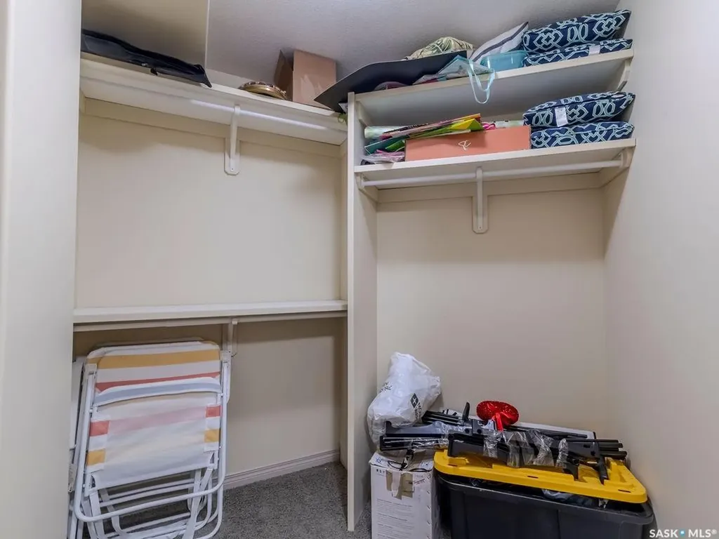 274 Ashworth Crescent Saskatoon SK S7T 0P1