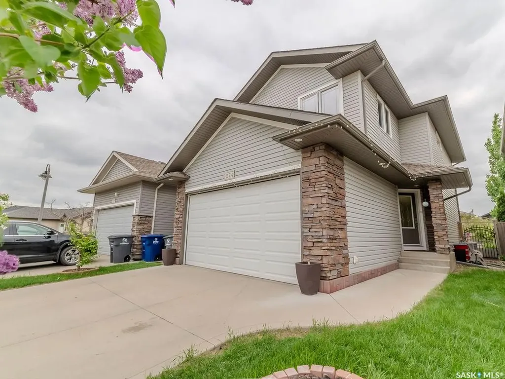 274 Ashworth Crescent Saskatoon SK S7T 0P1