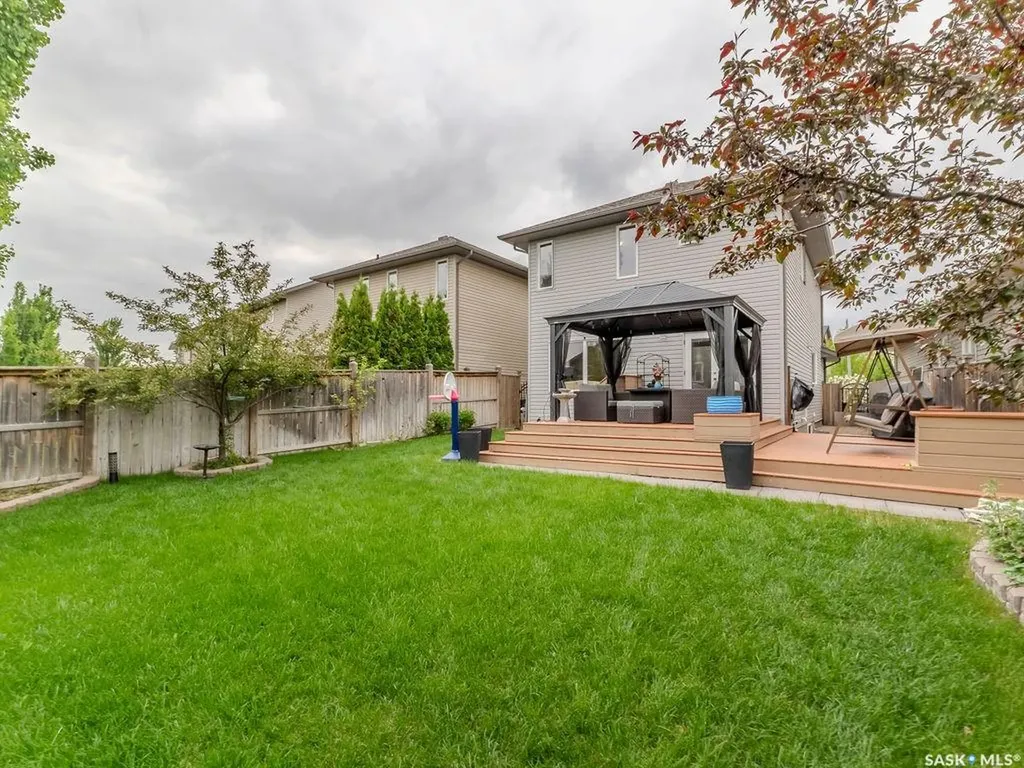 274 Ashworth Crescent Saskatoon SK S7T 0P1