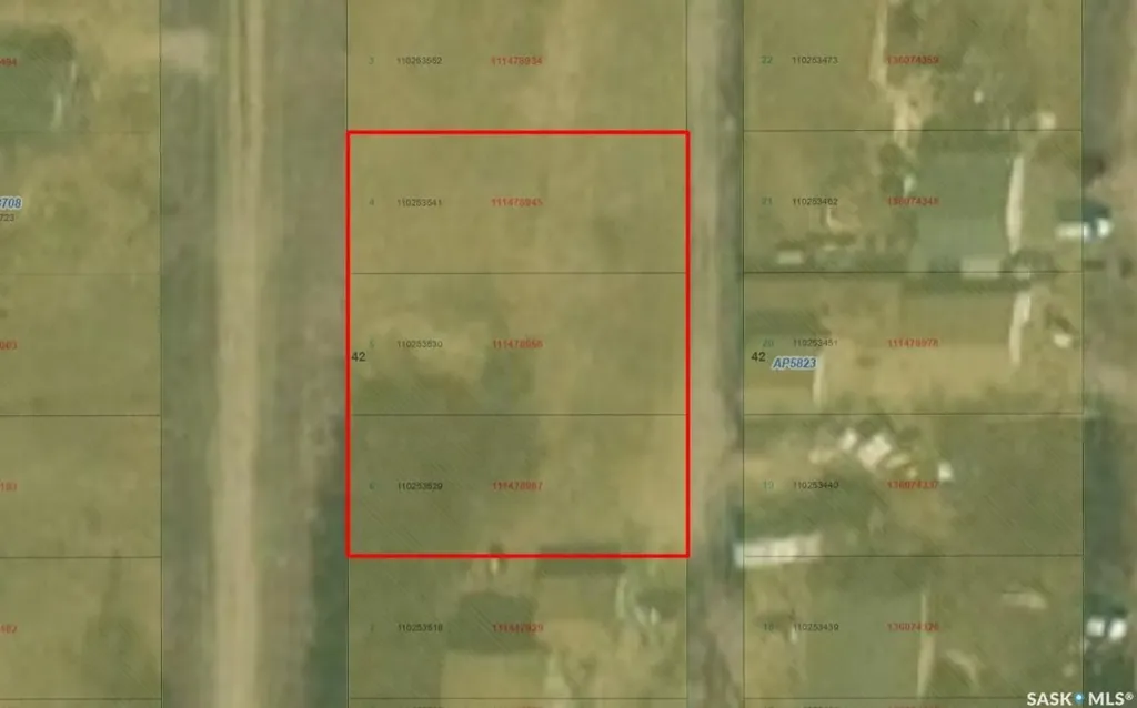 615 Zephyr Street Saskatchewan Beach SK S0G 4L0