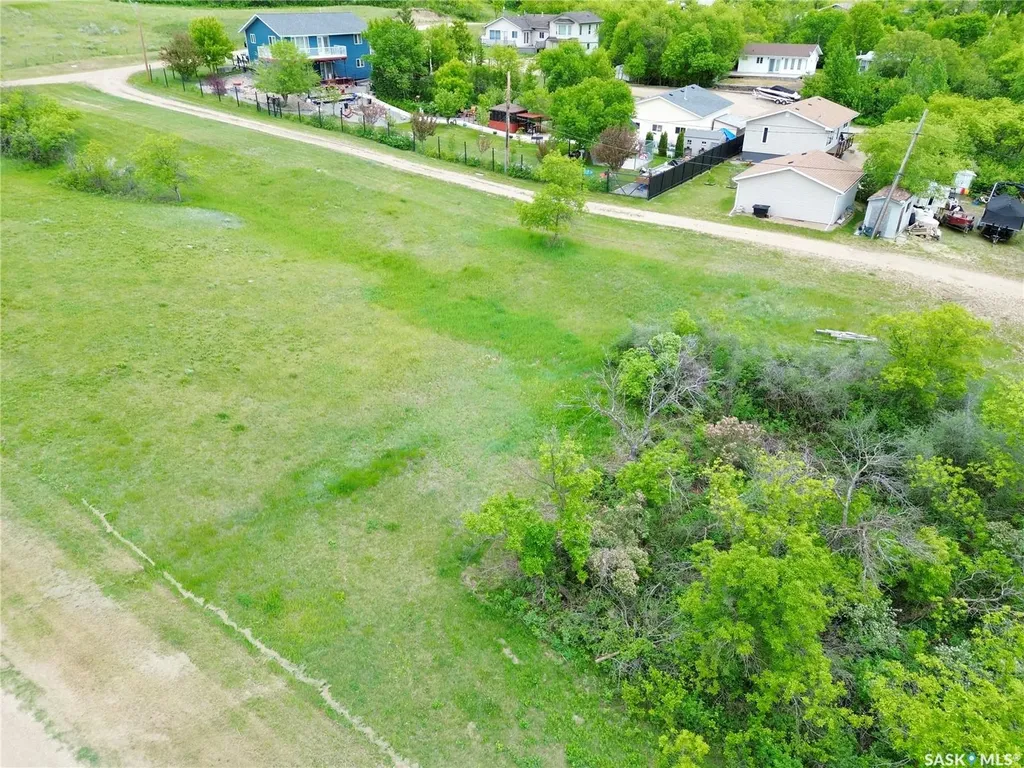 615 Zephyr Street Saskatchewan Beach SK S0G 4L0