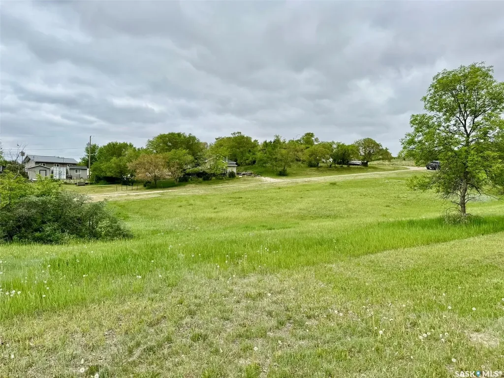 615 Zephyr Street Saskatchewan Beach SK S0G 4L0