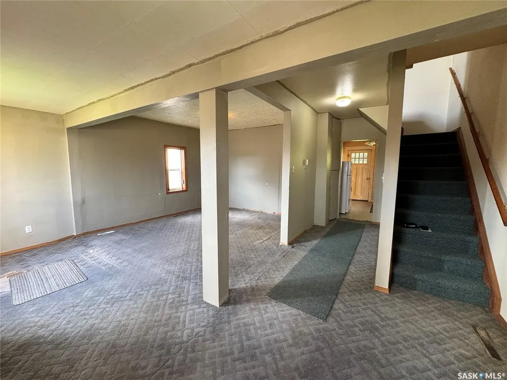 117 2nd Avenue E Biggar SK S0K 0M0