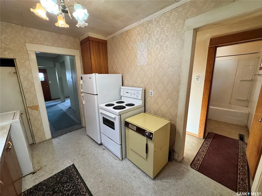 117 2nd Avenue E Biggar SK S0K 0M0
