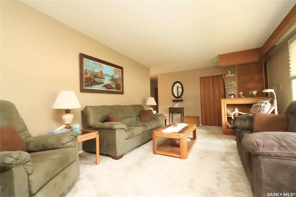 546 Riverview Road Yorkton SK S3N 2X9