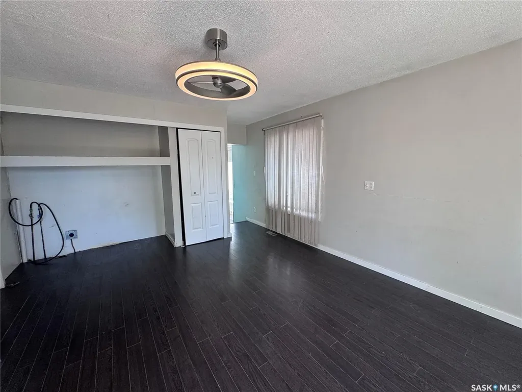 408 4th Avenue E Biggar SK S0K 0M0