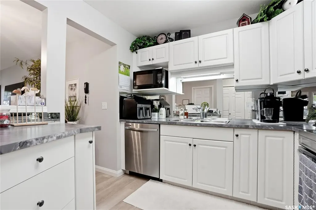 100 1st Avenue S Martensville SK S0K 2T0