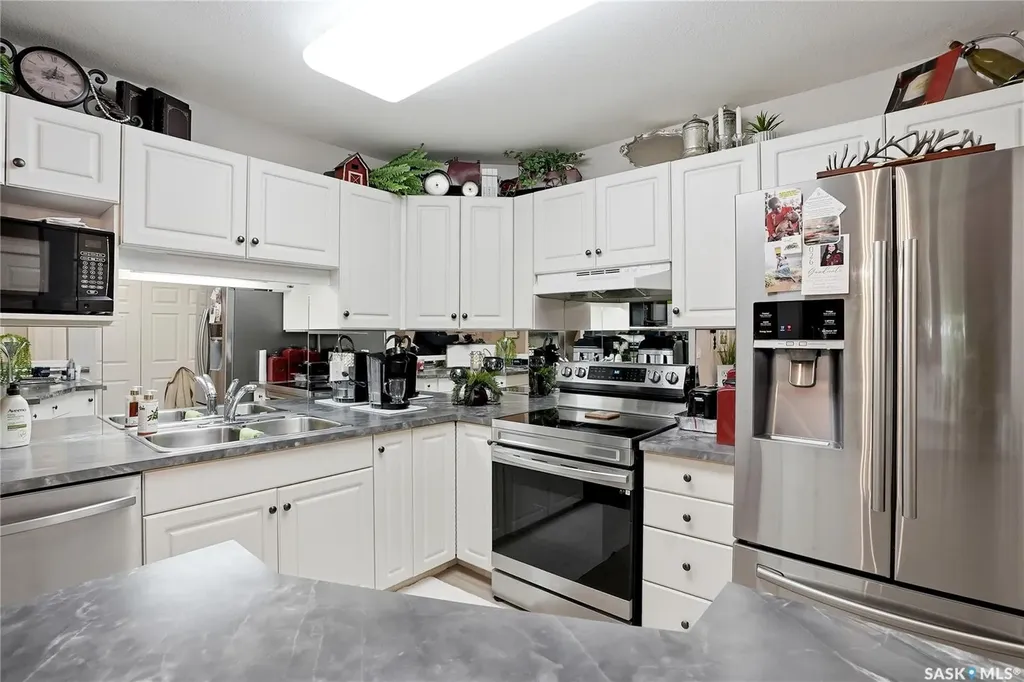 100 1st Avenue S Martensville SK S0K 2T0