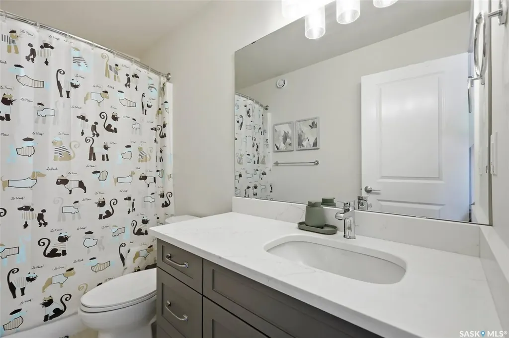 263 Skopik Crescent Saskatoon SK S7V 0V6