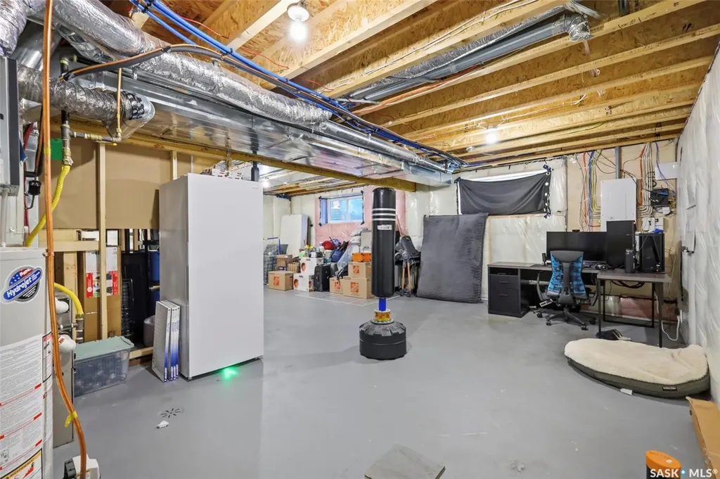 263 Skopik Crescent Saskatoon SK S7V 0V6