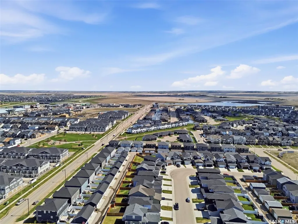 263 Skopik Crescent Saskatoon SK S7V 0V6