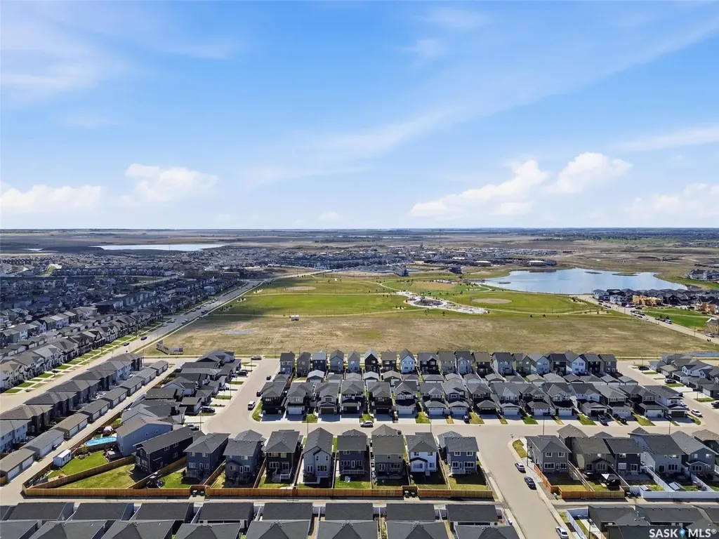 263 Skopik Crescent Saskatoon SK S7V 0V6