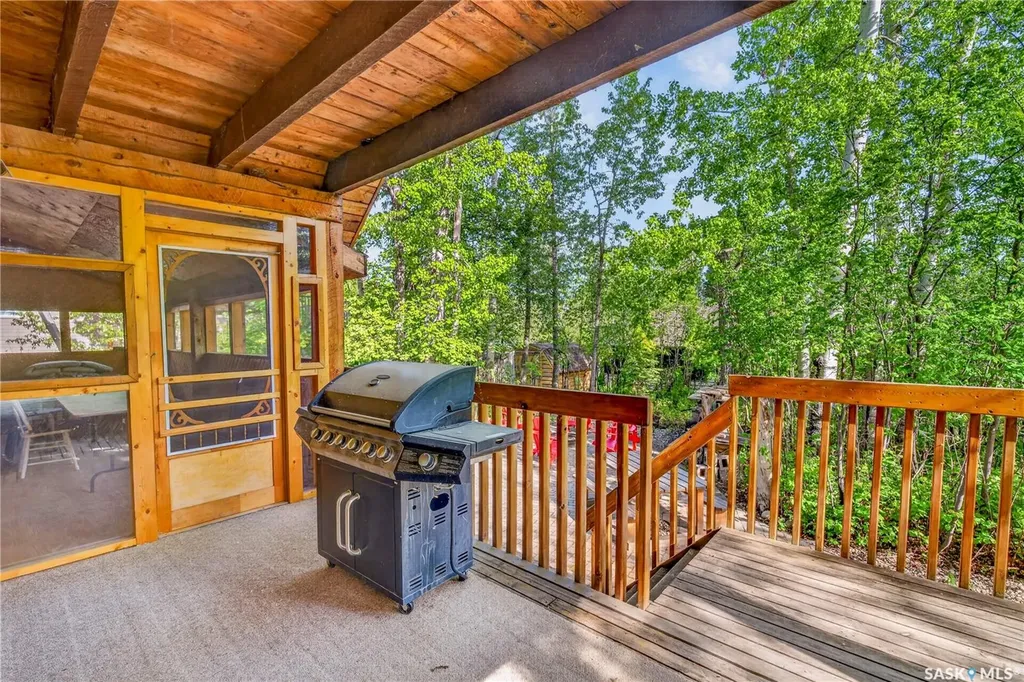 12 Loon Avenue Greenwater Provincial Park SK S0E 1H0