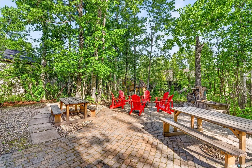 12 Loon Avenue Greenwater Provincial Park SK S0E 1H0