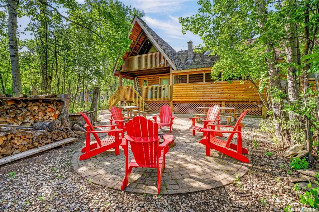 12 Loon Avenue Greenwater Provincial Park SK S0E 1H0