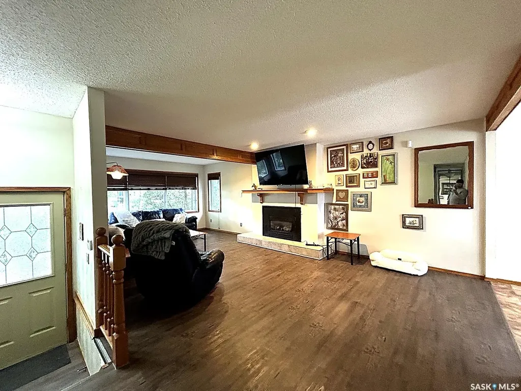 901 Shannon Road Regina SK S4S 5K3