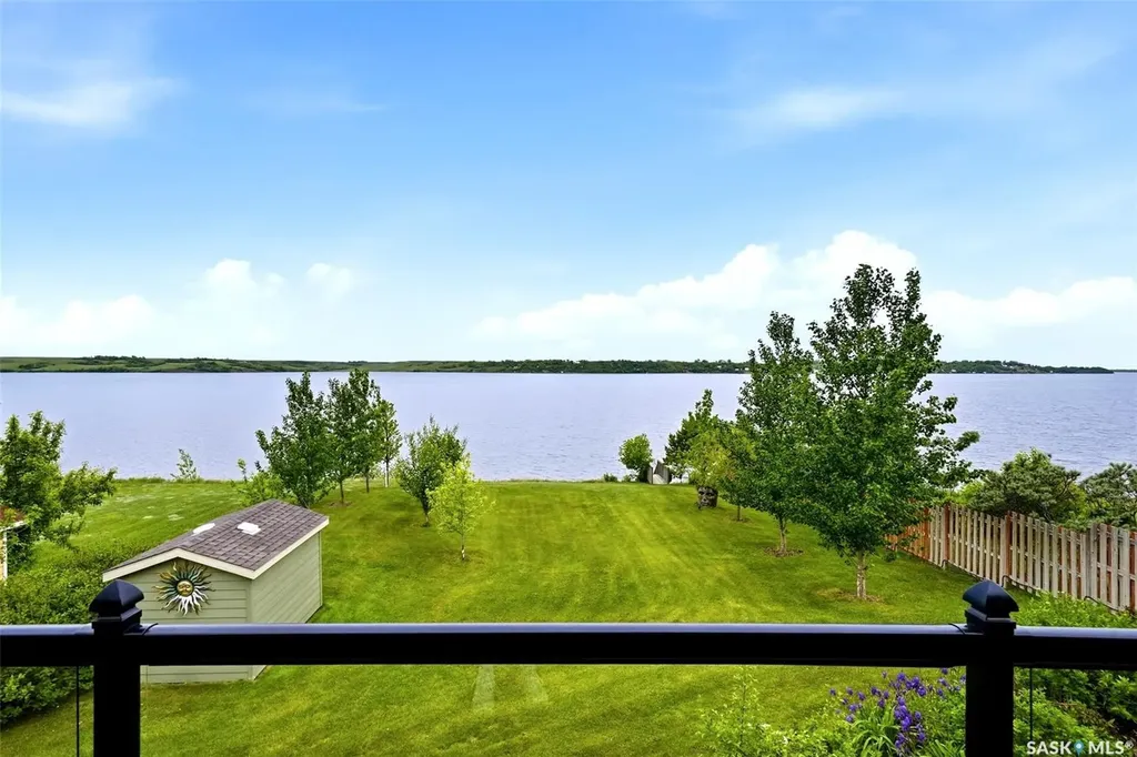 10 Shoreline Drive Mckillop Rm No. 220 SK S0G 0W0