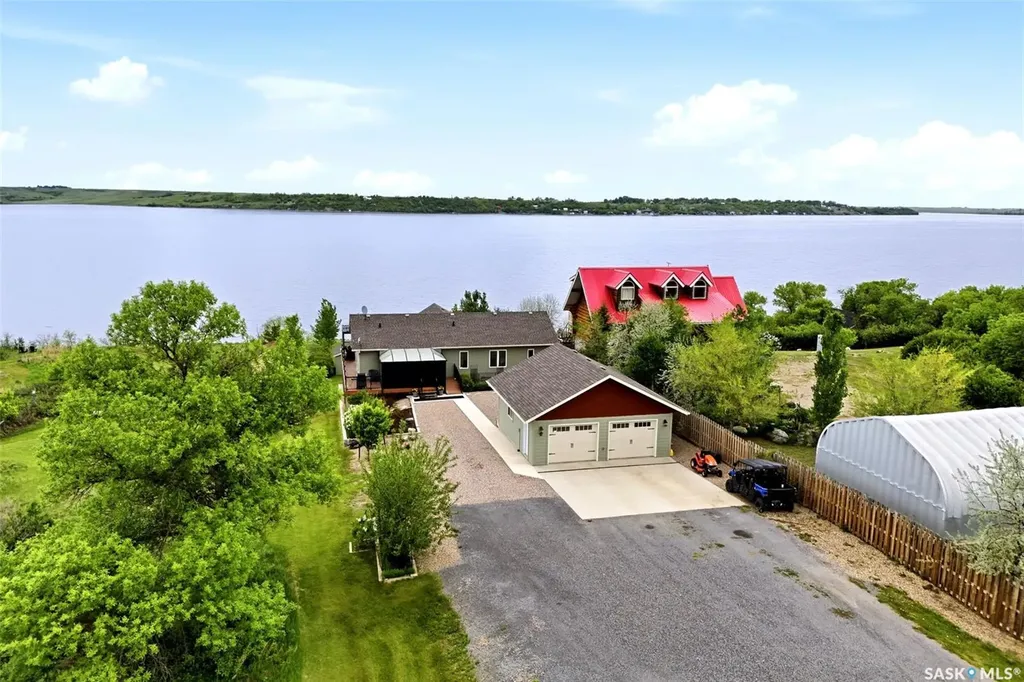 10 Shoreline Drive Mckillop Rm No. 220 SK S0G 0W0
