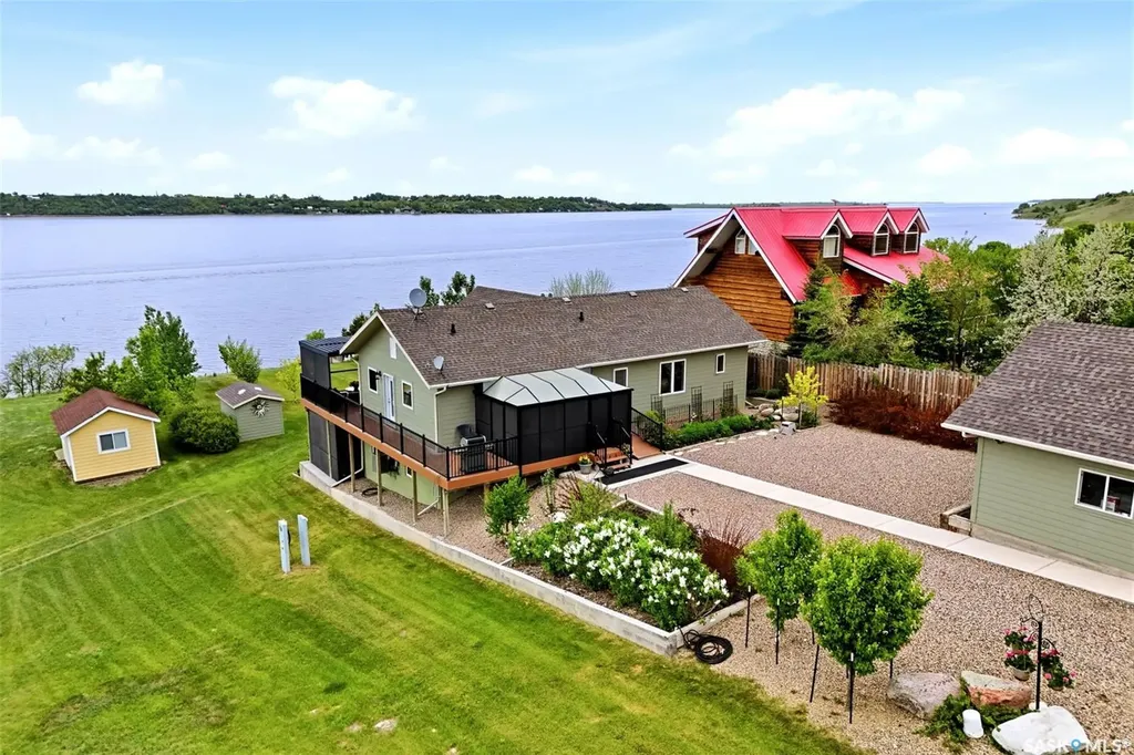 10 Shoreline Drive Mckillop Rm No. 220 SK S0G 0W0