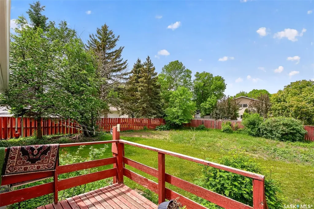 1373 Prince Crescent Moose Jaw SK S6H 6E6