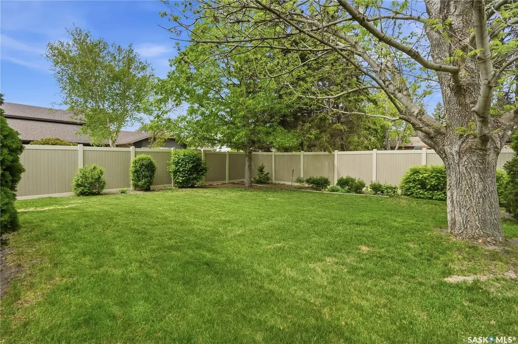 3249 Mountbatten Crescent Regina SK S4V 0R5