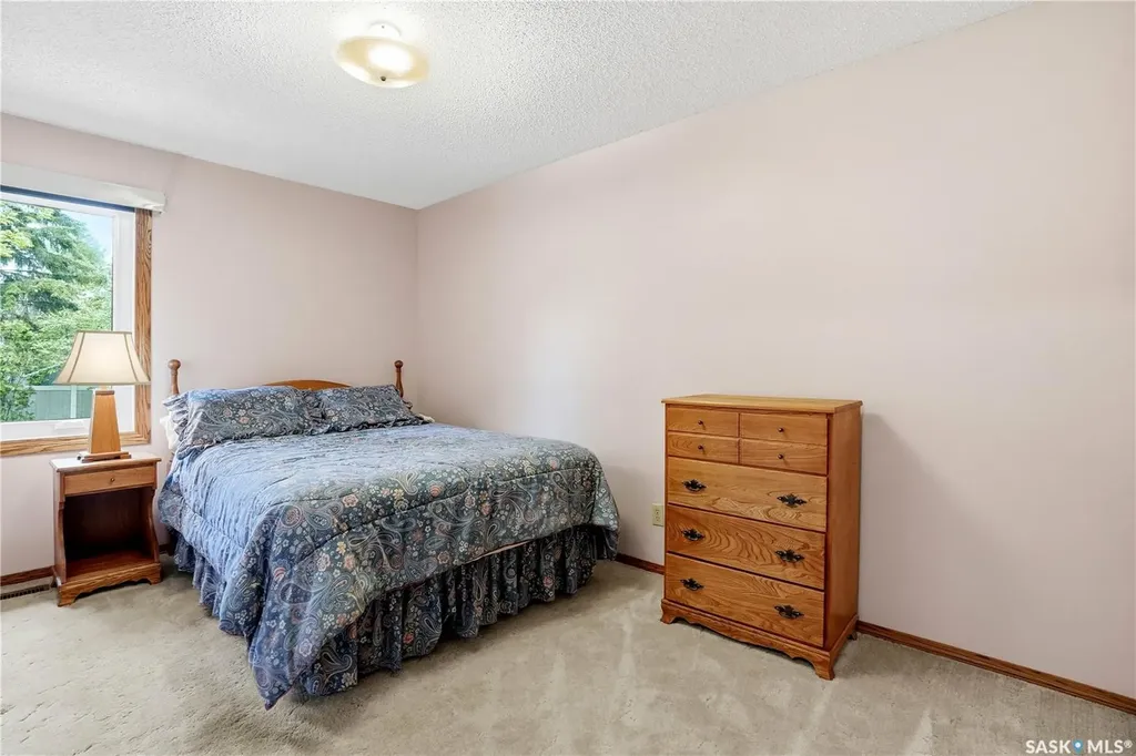3249 Mountbatten Crescent Regina SK S4V 0R5