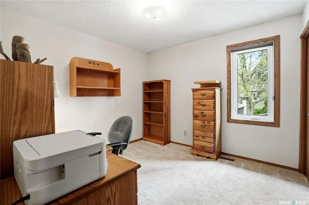 3249 Mountbatten Crescent Regina SK S4V 0R5