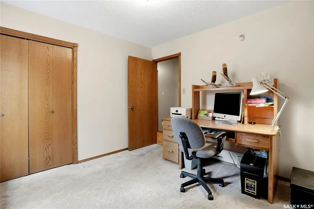 3249 Mountbatten Crescent Regina SK S4V 0R5