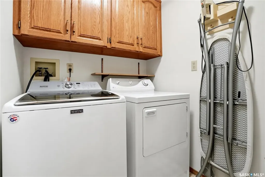 3249 Mountbatten Crescent Regina SK S4V 0R5