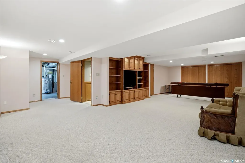 3249 Mountbatten Crescent Regina SK S4V 0R5